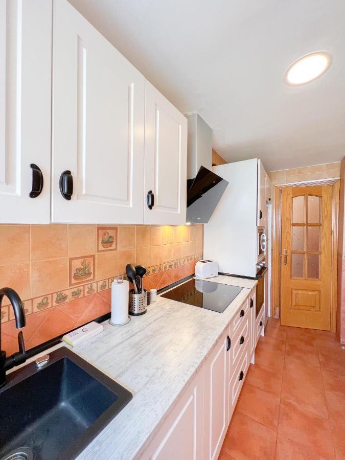 Spacious Apartment In The Center Of Torremolinos Buitenkant foto