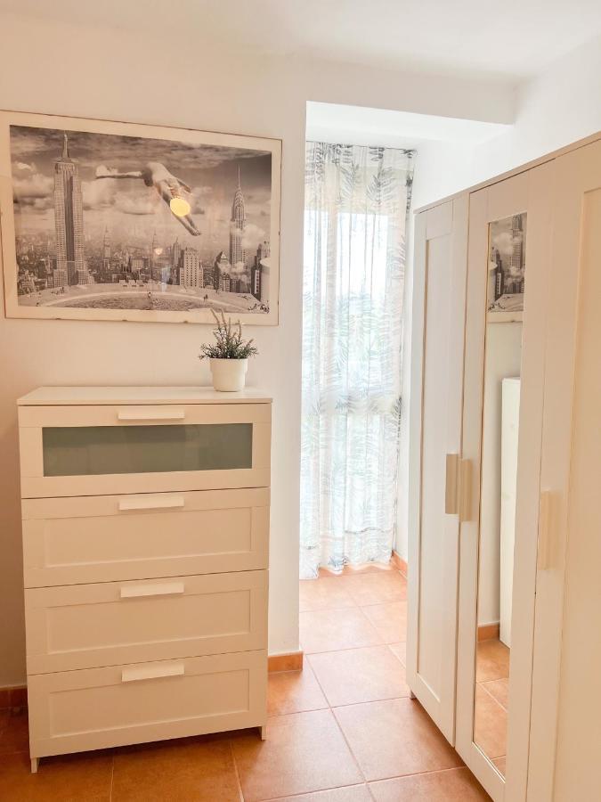 Spacious Apartment In The Center Of Torremolinos Buitenkant foto