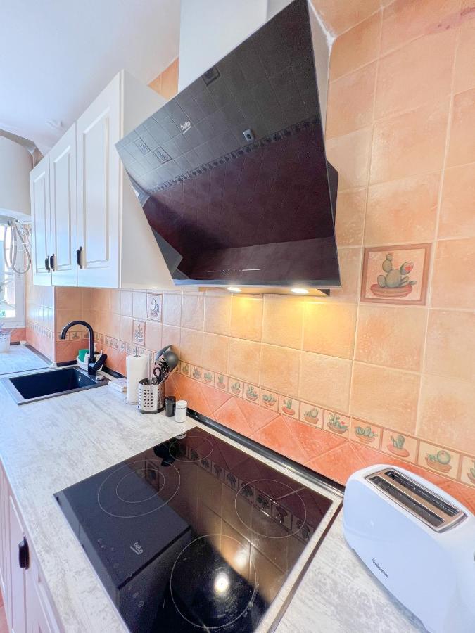 Spacious Apartment In The Center Of Torremolinos Buitenkant foto